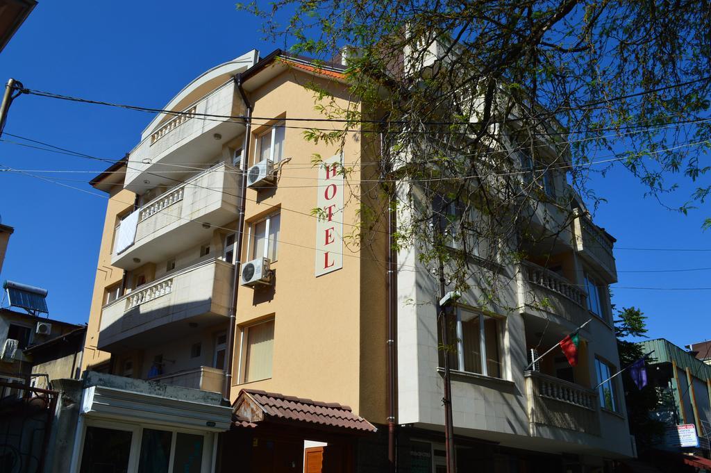 Bon Bon Hotel Sofia Exterior photo